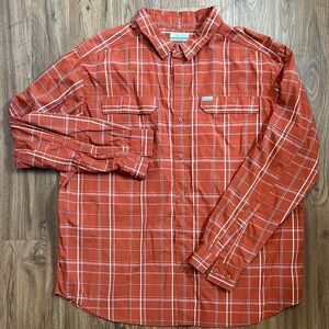 Columbia Button Down Shirt - XL